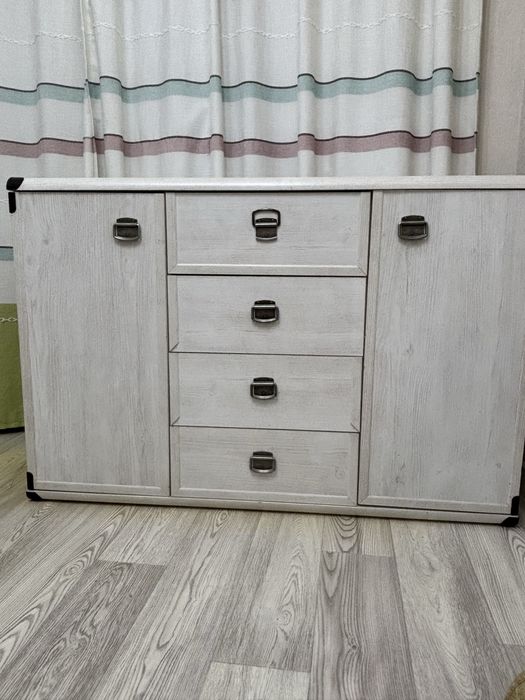 Комод для одежды