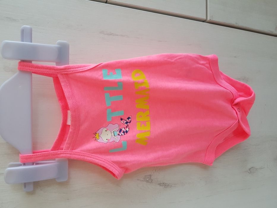 Дрехи за момиченце