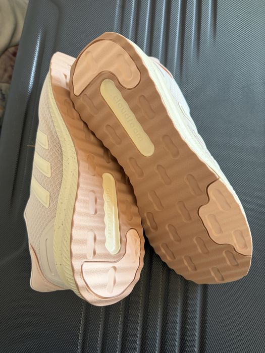 Маратонки Адидас