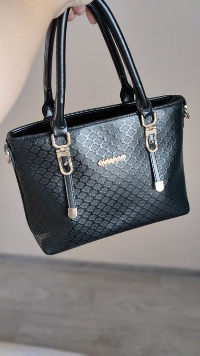 Продам женскую сумку!