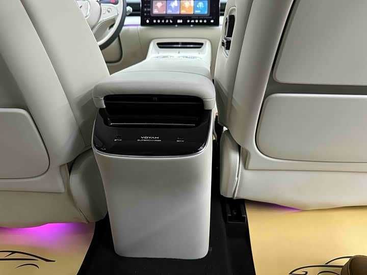 Voyah Chasing Light L 2026 AWD Ultra