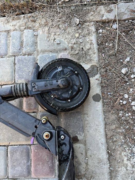 Электро самокат продам срочно