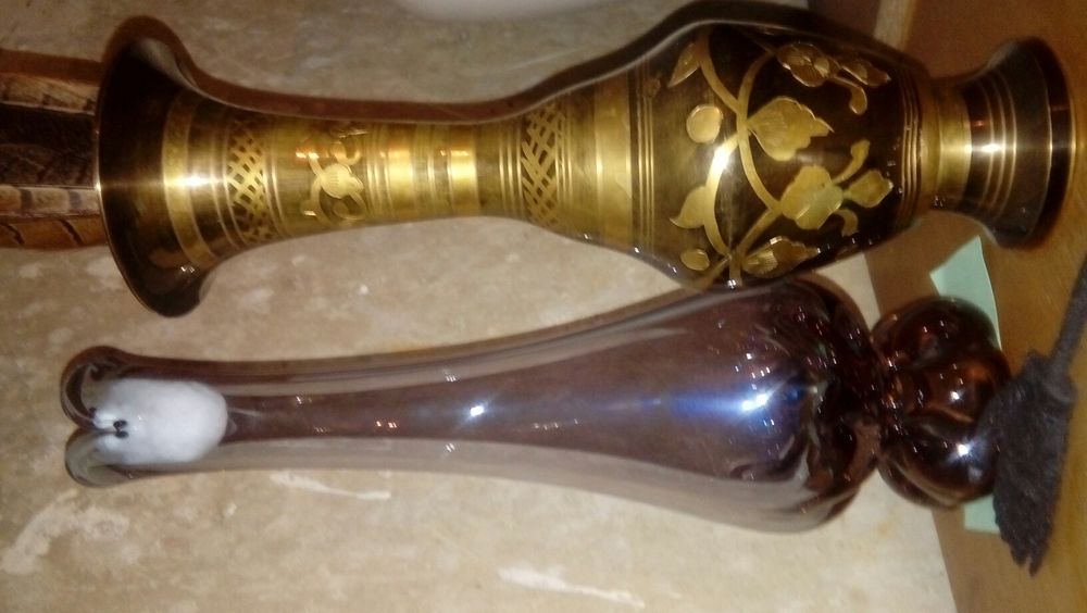 Продам красивую вазу.