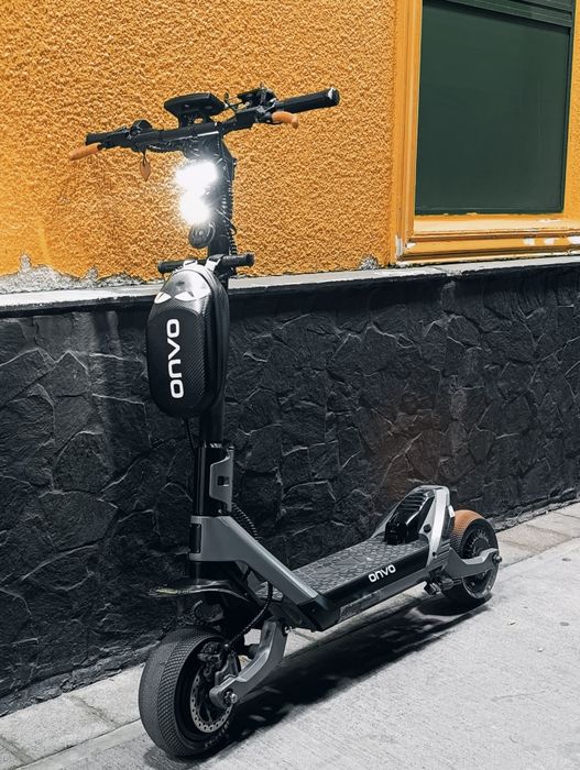 Продаётся электросамокат ONVO RX-5

Пробег: 4322 км (±)

Состояние хор