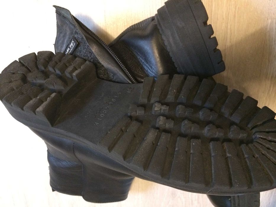 Топли черни зимни боти №38.