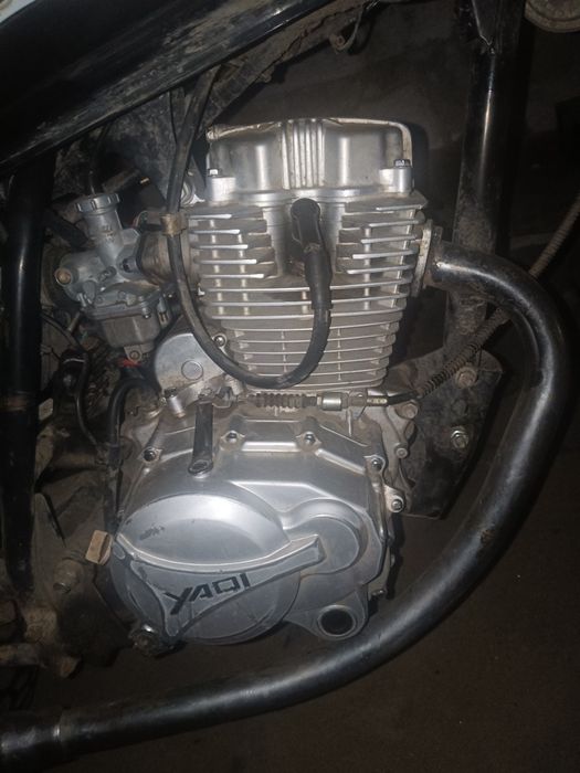 Мотоцикл yaqi 150