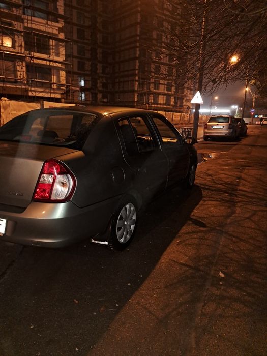 Vând Renault Symbol 1.4