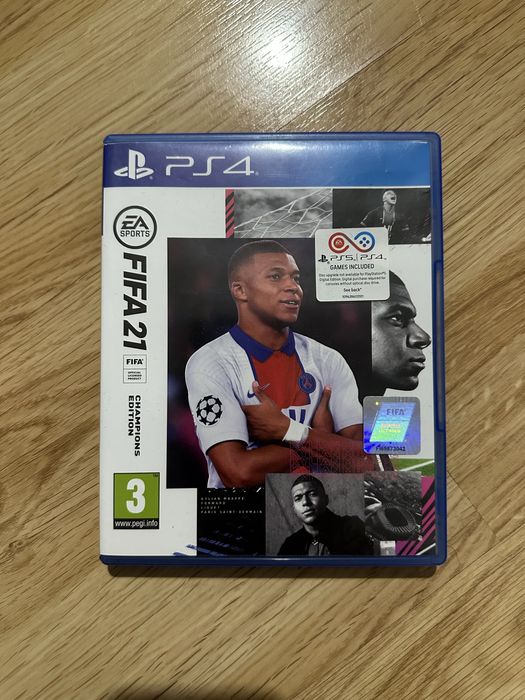 PlayStation 4 Slim 500GB + FIFA 21 (CD)