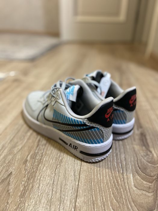 Nike Air Force React