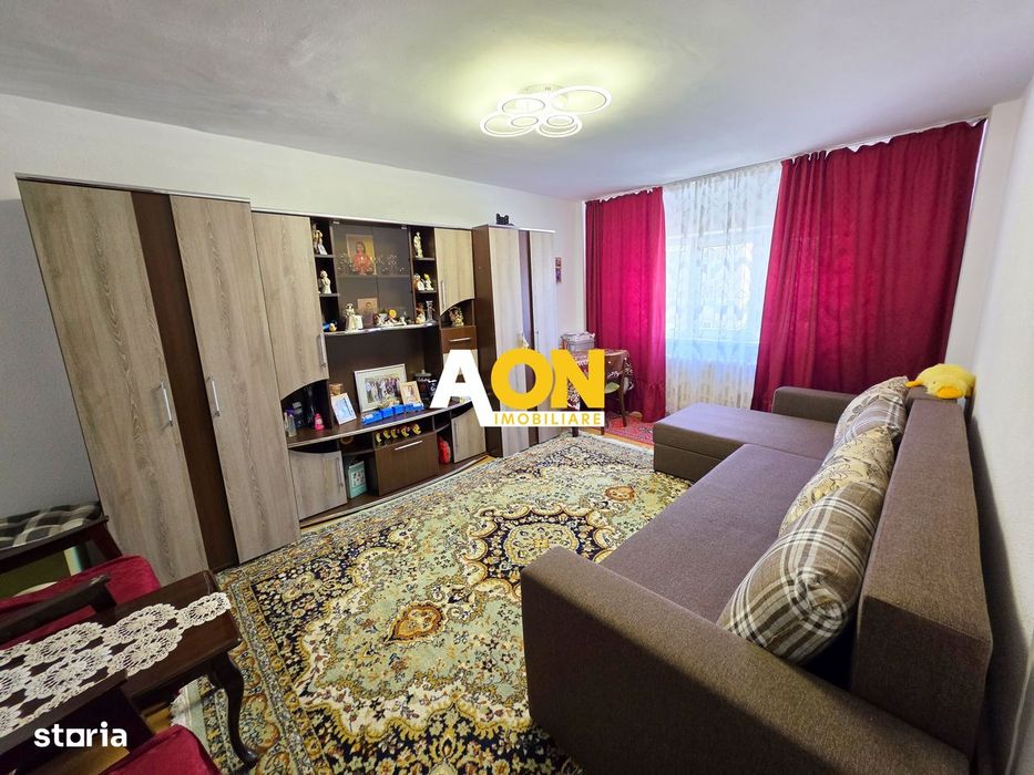 Apartament 3 camere, 65 mp utili, 2 bai, etaj 2, Cetate, zona Stadion — fotografia 1