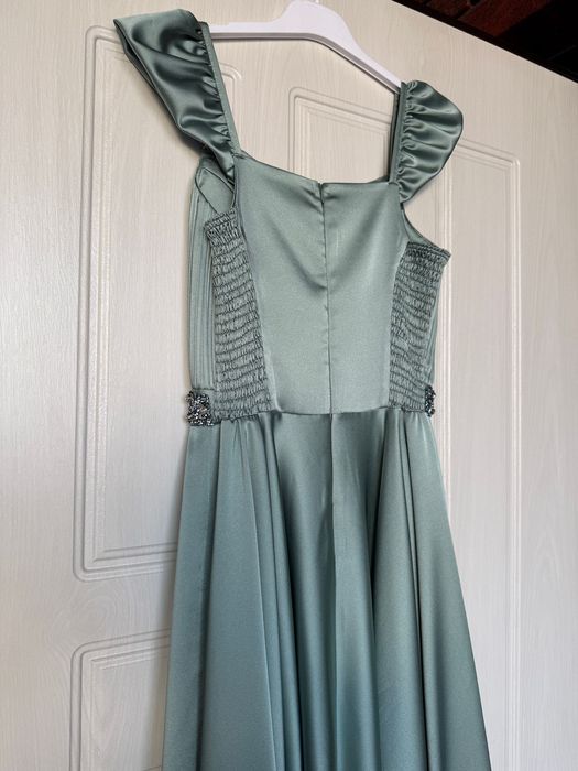 Платье женское вечернее