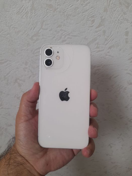 Айфон 12 128GB продам