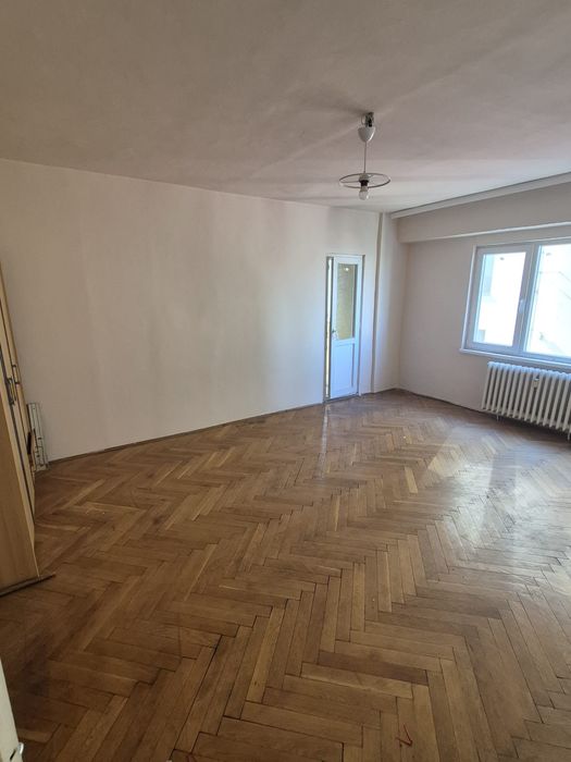 Vand apartament 3 camere, 75 m2, lângă Iulius Mall!!, etaj 4/8