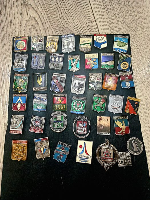 Значки в ассортименте