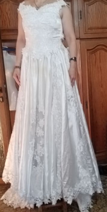 Rochie de mireasă, elegantă