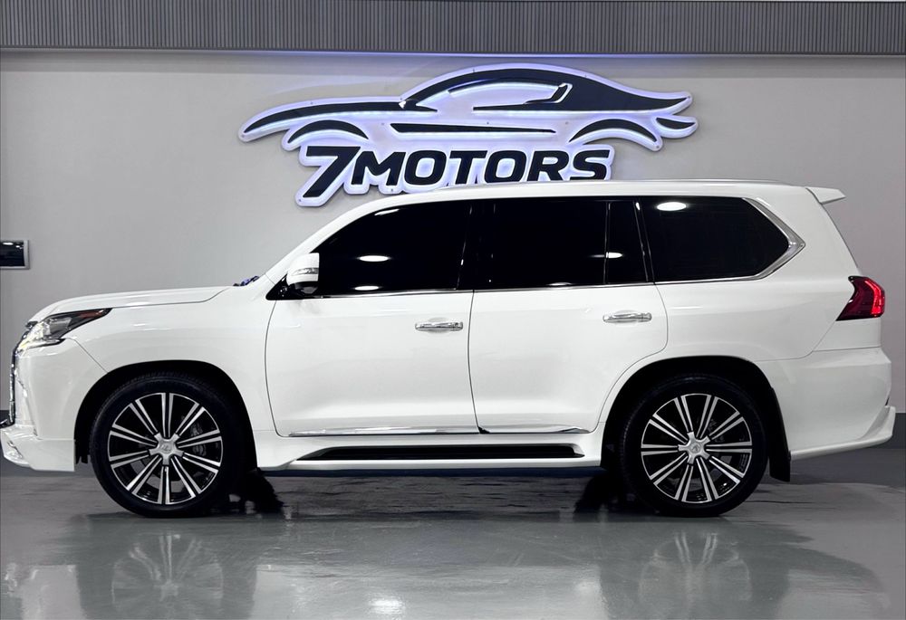 Lexus LX 570 Sotuvda