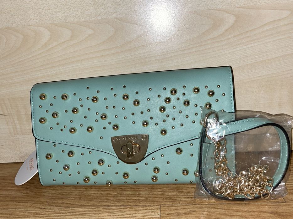 Дамска чанта клъч Bessie