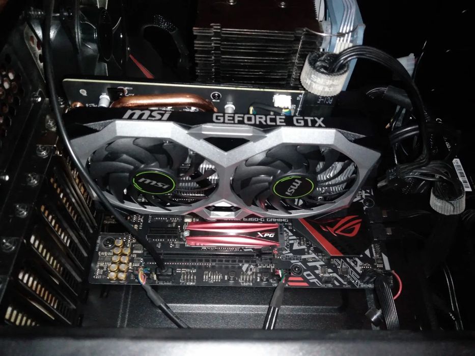 Продам видеокарту 1660 Super MSI