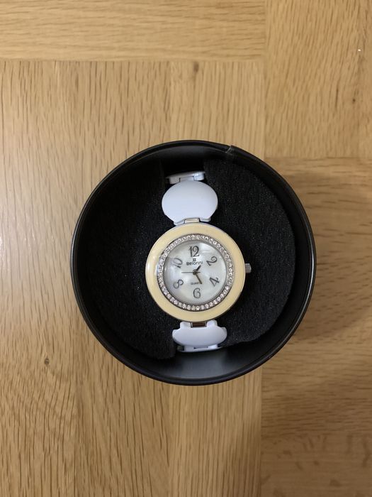 Нов Часовник Belonni