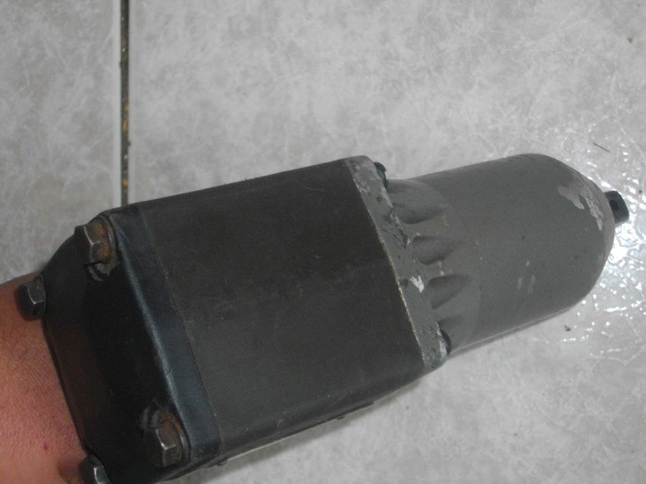 250Нм Руски Пневматичен Гайковерт ИП3125А/ Мини Дрелка-Шлифовалка-FERM