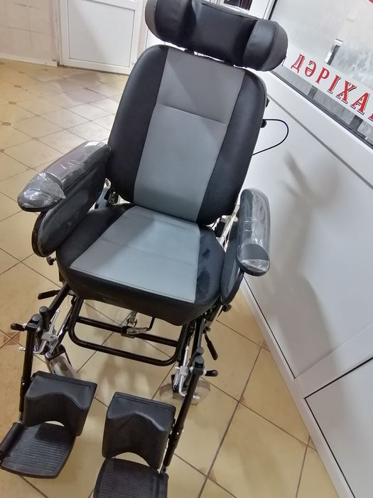 Коляска инвалидная.