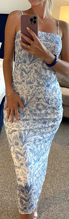 dior миконос синя рокля гръцка патерн на диор бяла права презрамки