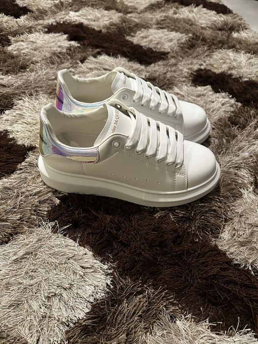 Adidasi Alexander McQueen, Noi