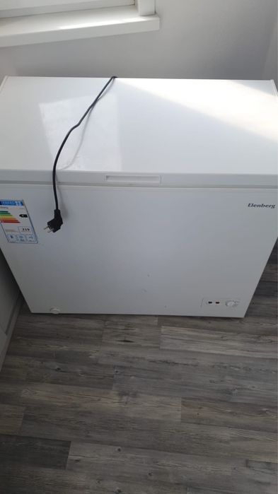 Продается холодильники