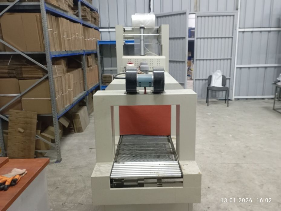 Упаковщик в пленку полуавтоматический