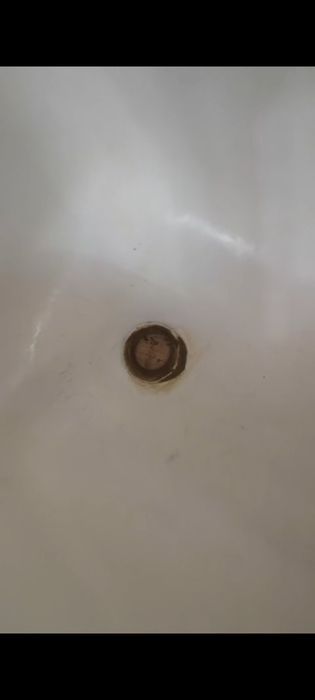 Продам срочно ванну чугунную