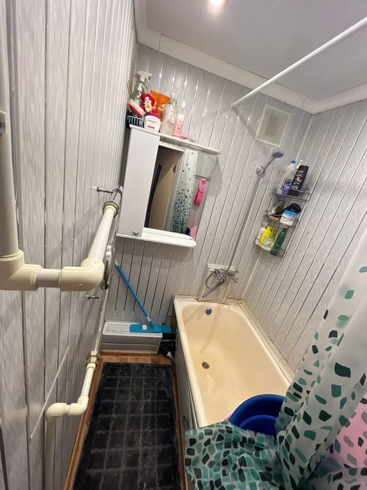 Продаётся 2-х комнатная квартира.