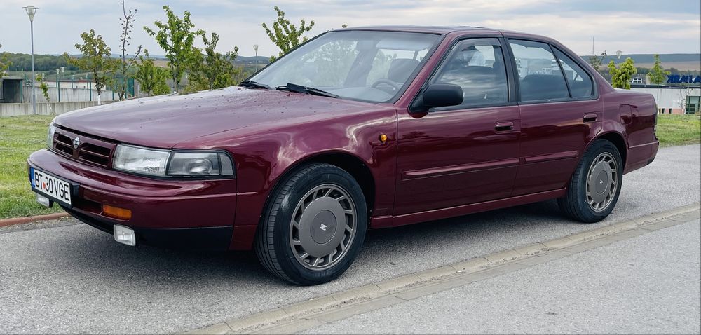 Nissan maxima v6 3.0 automata retro