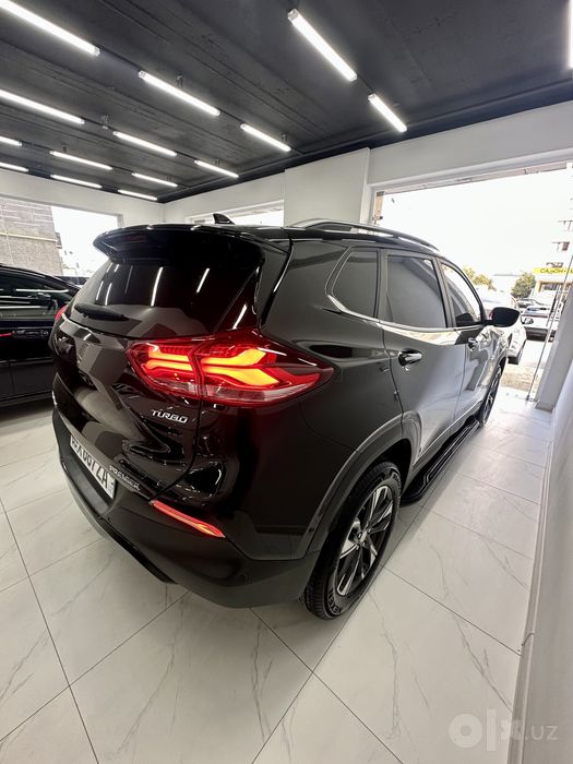 Tracker Premier Plus 2025 sotiladi