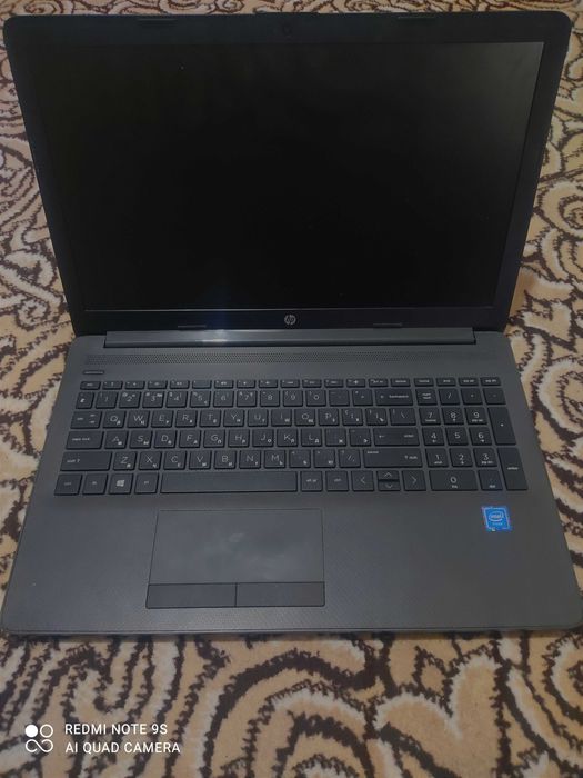 Notebook HP ( 1 TB) + SSD 256