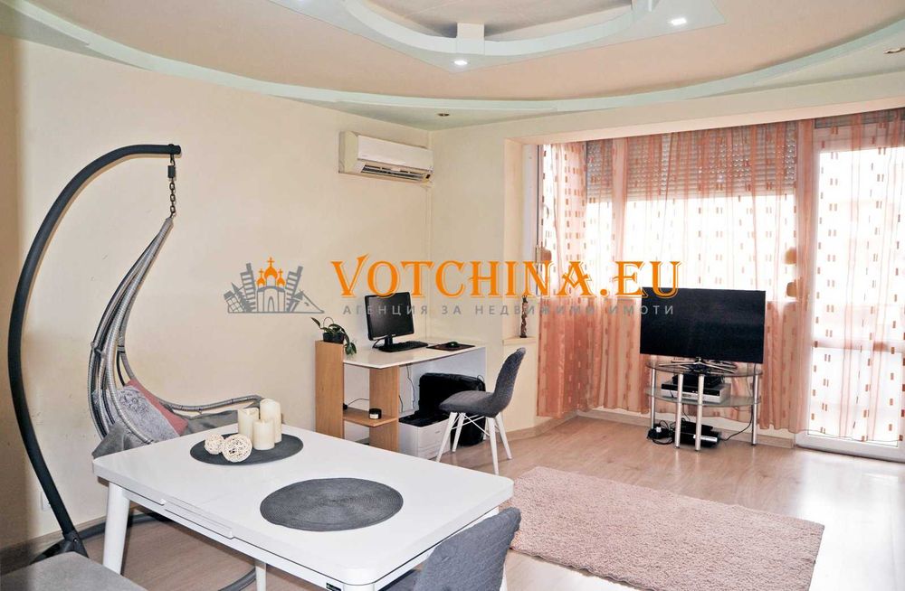 Продава се Четиристаен апартамент в Варна, Зимно кино Тракия - 92 кв.м за 2011 €/кв.м - Снимка #1