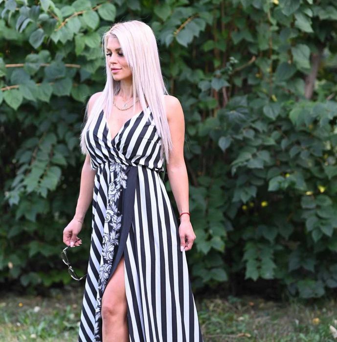 Разпродажба, Уникална дамска рокля, размери S, М, L