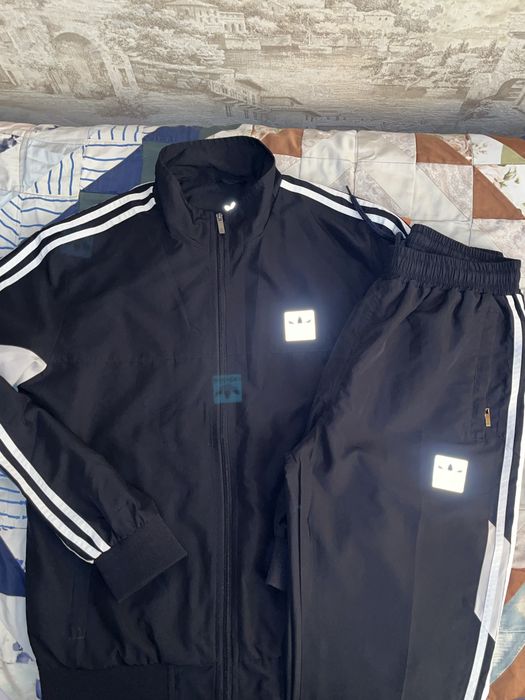 Двойка adidas(L- размер)