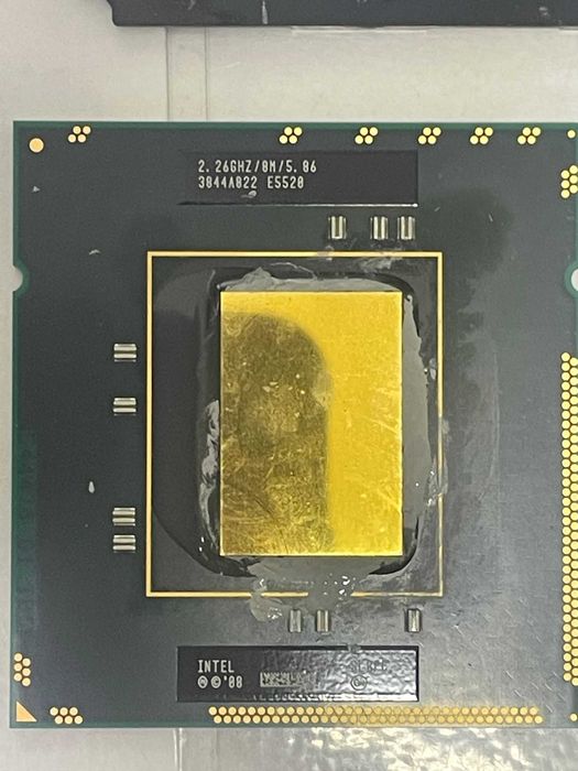 Lot procesoare I7 , I5, Pentium. Xeon