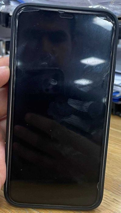 Продам iPhone 11, 64 ГБ