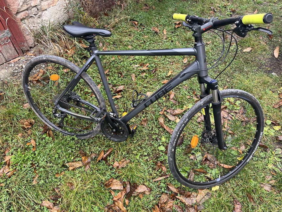 Bicicleta cube nature pro 27,5