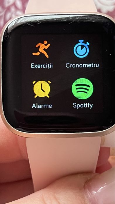 Ceas Fitbit versa 2 rose gold