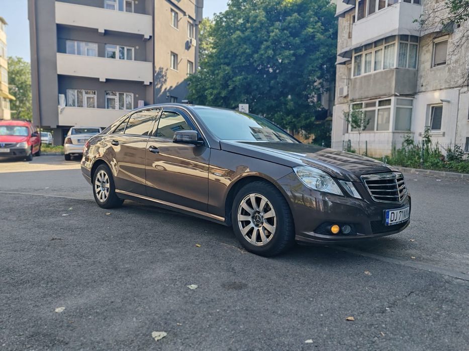 MERCEDES-BENZ E-Class 2012 — imagine 2