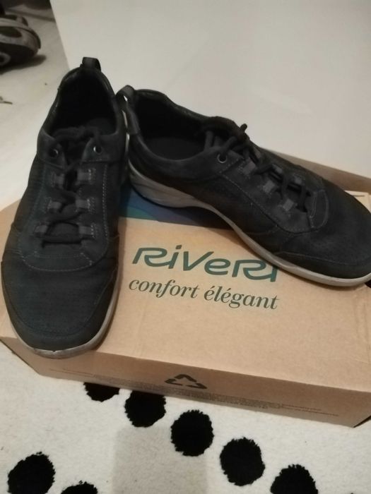 Кроссовки подростковые