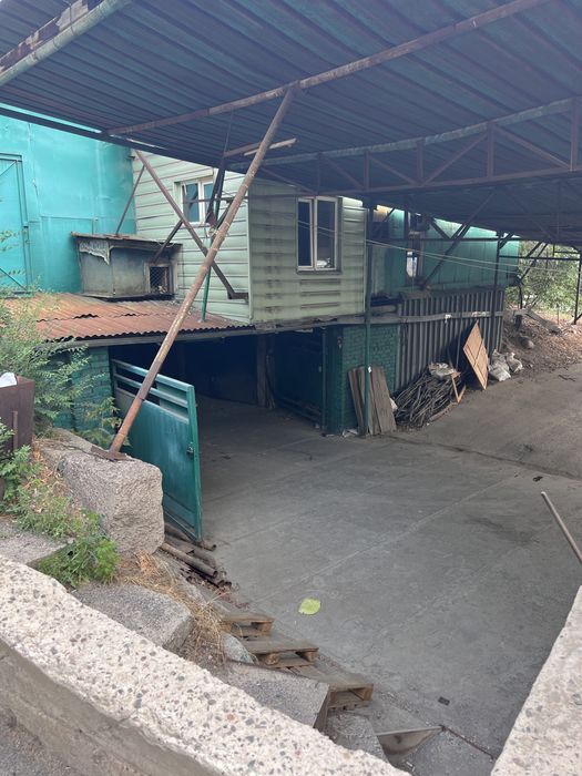 Продам гараж возле MEGA Alma-Ata