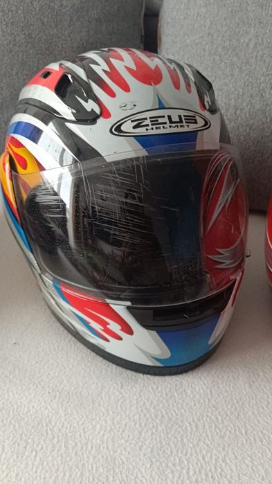 Vand casti motocicletă