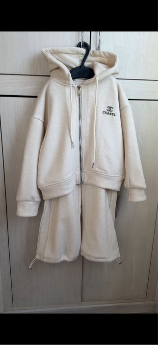 Костюм для девочек утепленный, сезон весна.