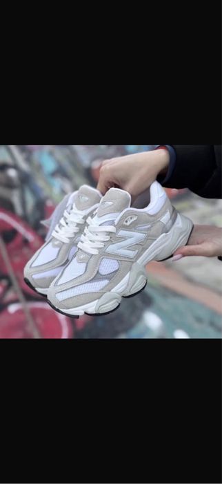 Adidasi new balance 9060