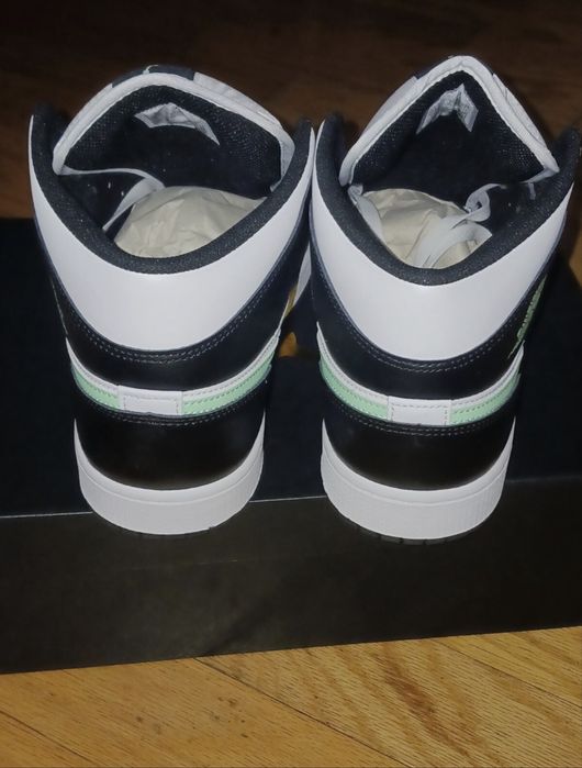 Nike Air Jordan 1 Mid DQ8426-103  46н. 30см