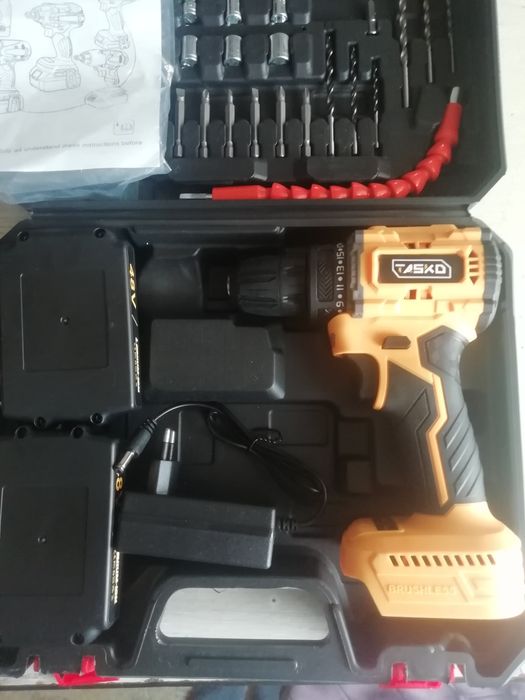 Продам шуруповерт