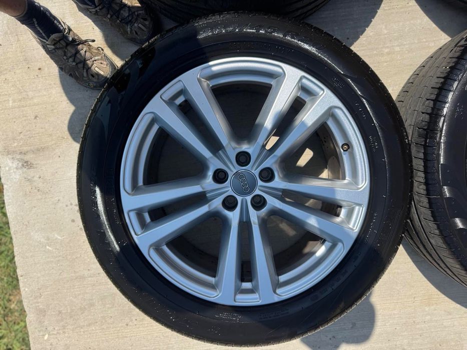 Джанти и гуми за ауди Q7